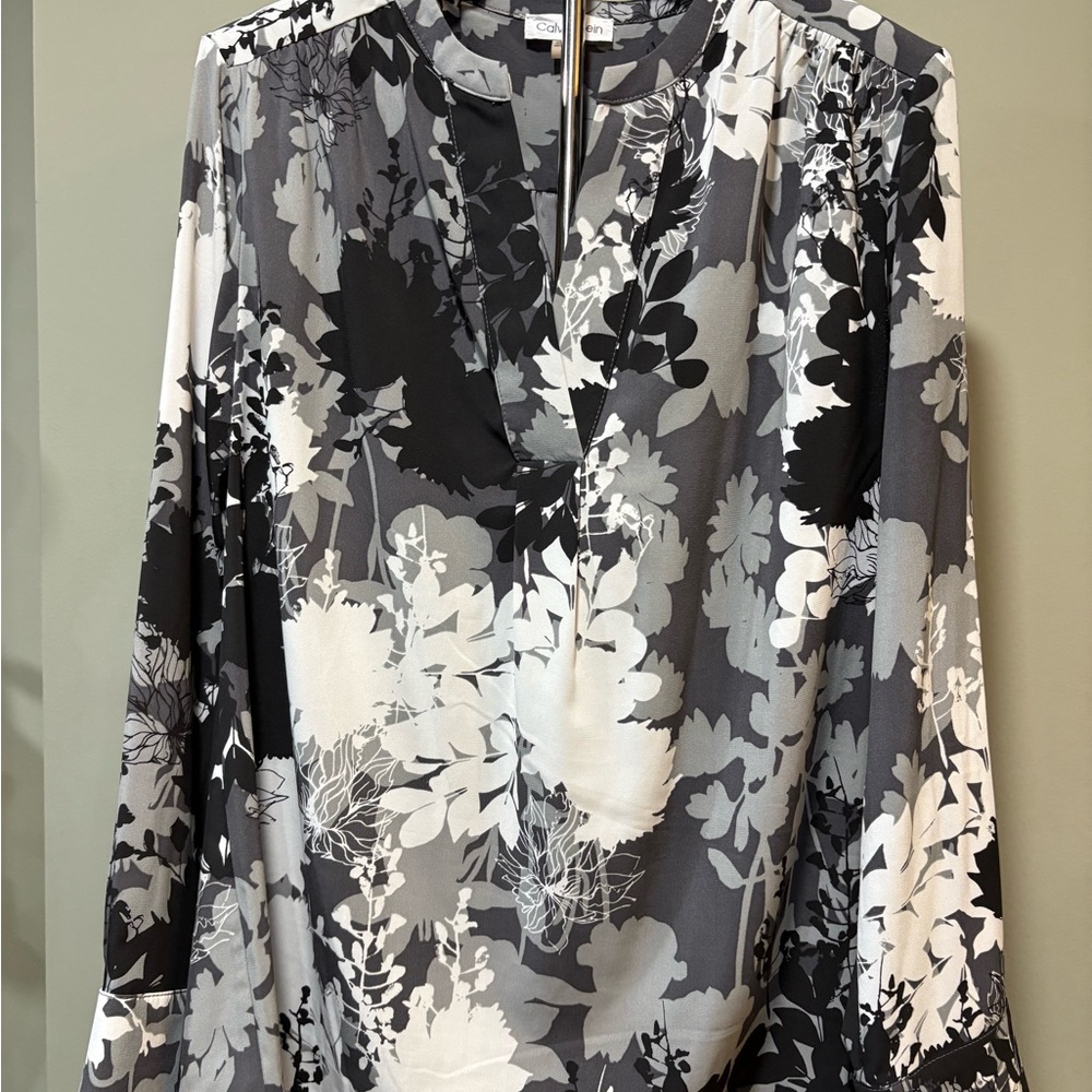 Calvin Klein Monochrome Black, White & Gray Floral Blouse